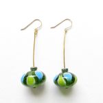 boucles d'oreilles en verre