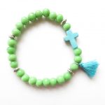 bracelet pompon