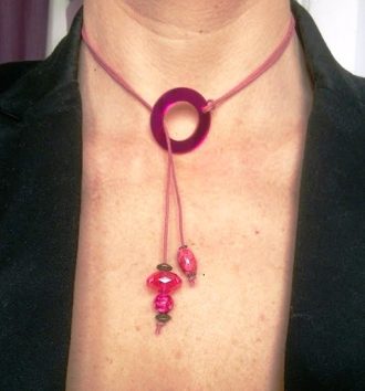 collier sur cou