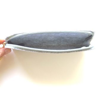 intérieur trousse