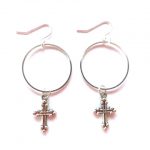 boucles d'oreilles croix