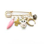 broche charms