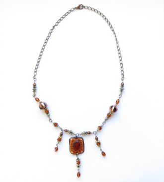 collier perles marron orange